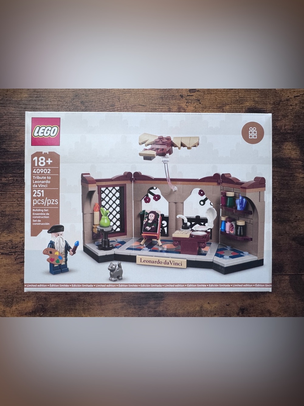NIB-LEGO-GWP-Tribute to Leonardo da Vinci - 40902
